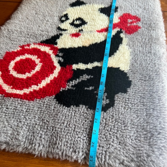 Vintage Handmade Latch Hook Shag Rug Panda Bear Playroom Nursery Bathroom - Picture 9 of 11